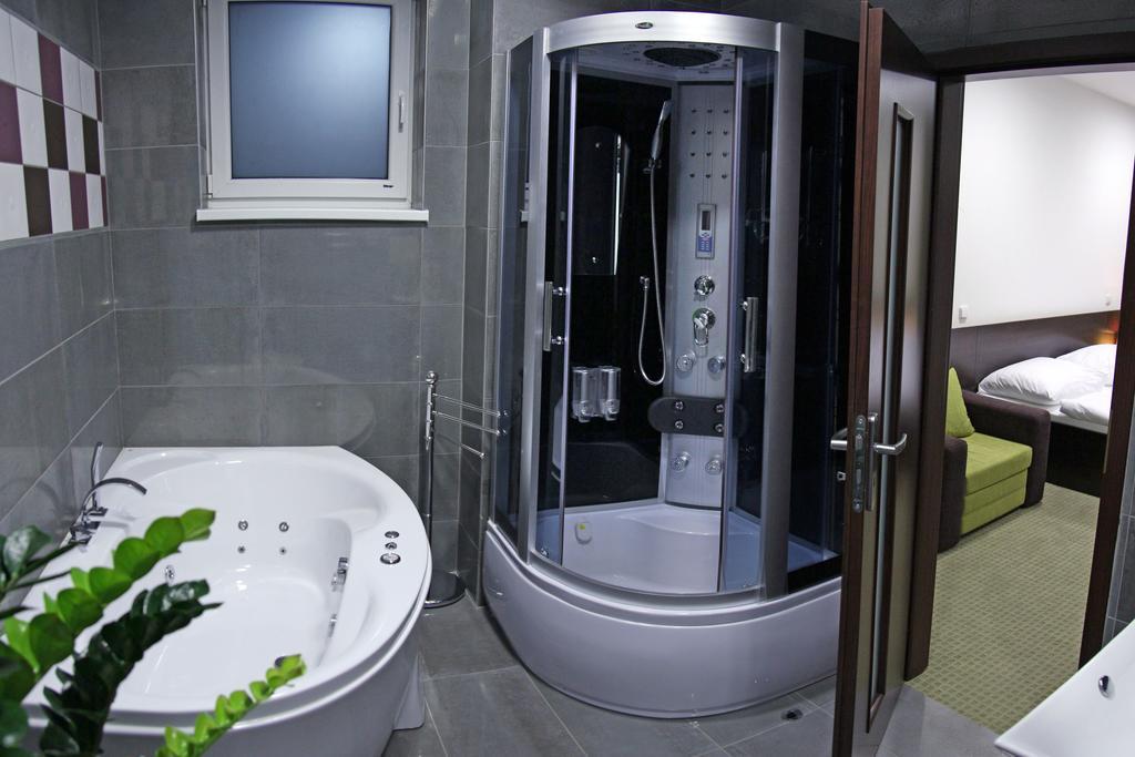 Penzion Luxury Rožňava Exterior foto